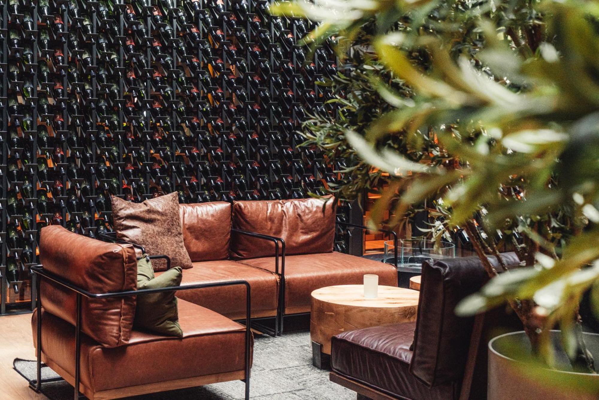 Отель Magic & Kloverhuset 4*